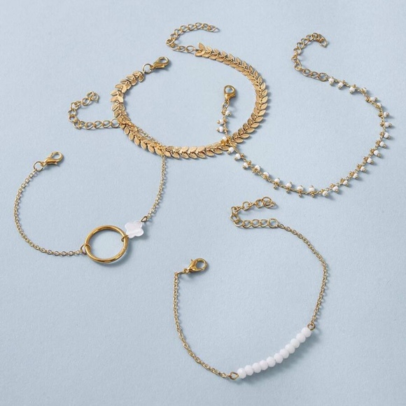 Boho Leaves Circle Bead Gold Tone 4 bracelet set - Picture 2 of 4